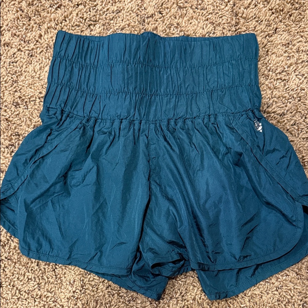 Free people movement shorts xs